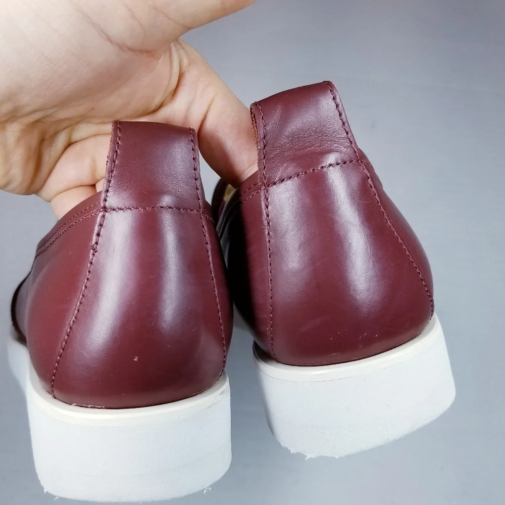 🌸‎ Everlane | Mahogany Leather Slip Ons